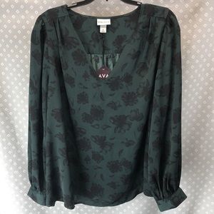 Ava & Viv Green Floral Blouse NWT